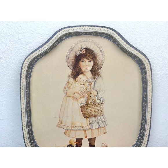 Vintage 1984 The Heirloom Tradition Victoria's Easter Tin Tray Jan Hagara - Picture 3 of 11